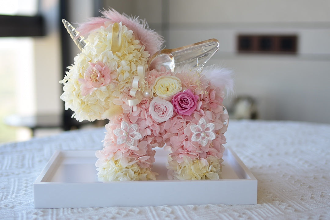 Preserved Flower Unicorn Shaped Creative Art Ornament Gift Box, Holiday Blessing Gift Box, Children's Birthday Gift