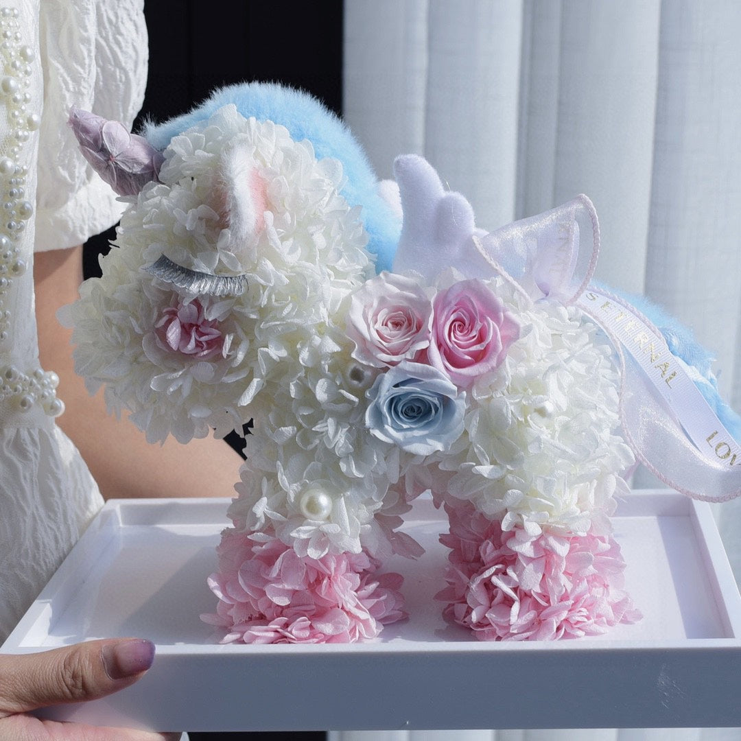 Personalized Unicorn with Preserved Flowers - Custom Name Gift for Baby Shower, Christmas, Special Occasions