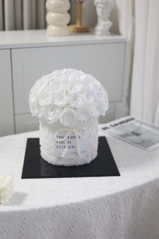 Luxury Preserved Rose Hug Bucket - Everlasting Blooms, Timeless Affection Gift, Great for Christmas & Valentine's Day