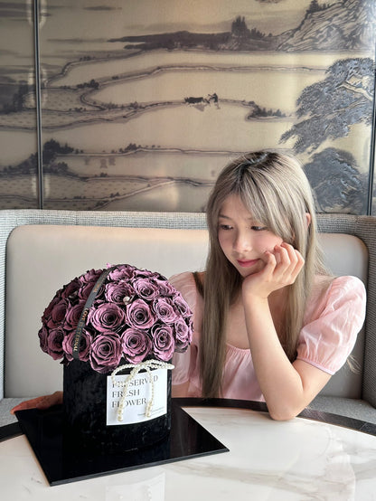 Preserved Rose Flower Bucket: An Exquisite Preserved Flower Gift Box—A Festive Gift for Your Wife or Girlfriend.