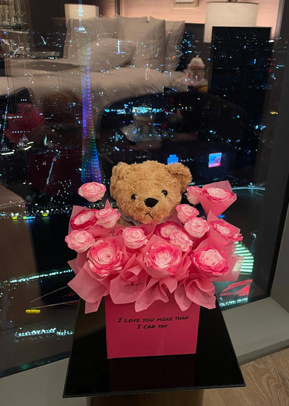 Creative Floral Keepsake: Cartoon Figurine & Preserved Flower Arrangement — A Perfect Qixi Festival Gift: A Surprise Box for Your Girlfriend