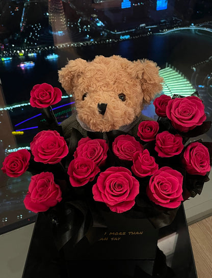 Creative Floral Keepsake: Cartoon Figurine & Preserved Flower Arrangement — A Perfect Qixi Festival Gift: A Surprise Box for Your Girlfriend