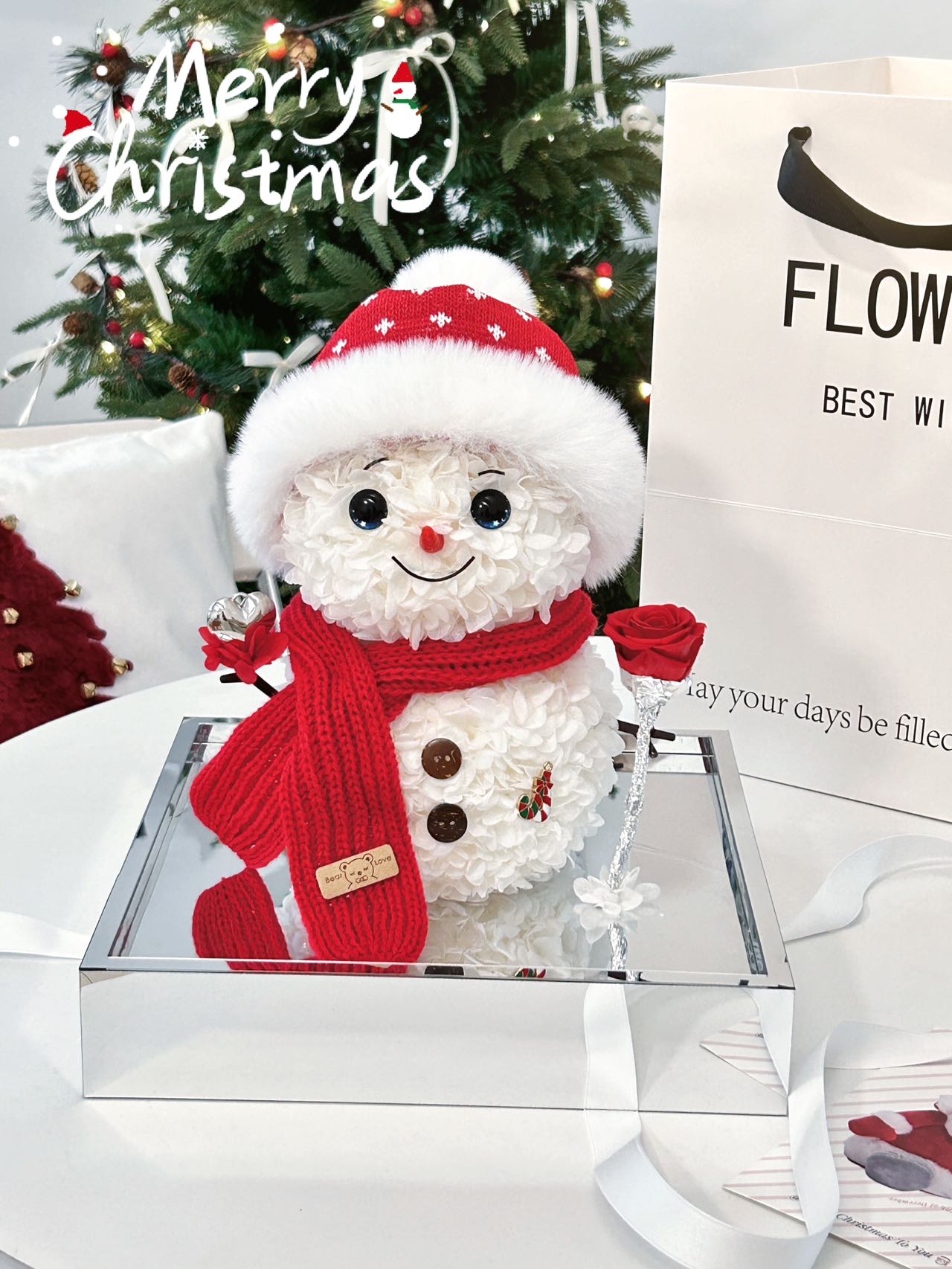 Creative Cartoon Snowman Preserved Flower Art Ornament: Featuring an adorable cartoon snowman design, it makes for a delightful birthday gift.