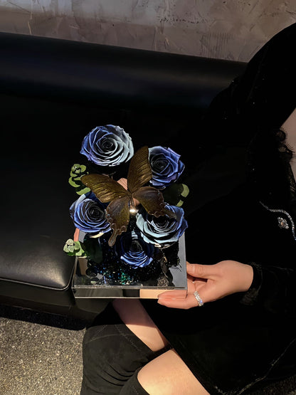 Preserved Rose Acrylic Art Gift Box — A Creative Valentine's Day, Birthday, or Surprise Gift