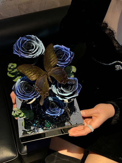 Preserved Rose Acrylic Art Gift Box — A Creative Valentine's Day, Birthday, or Surprise Gift