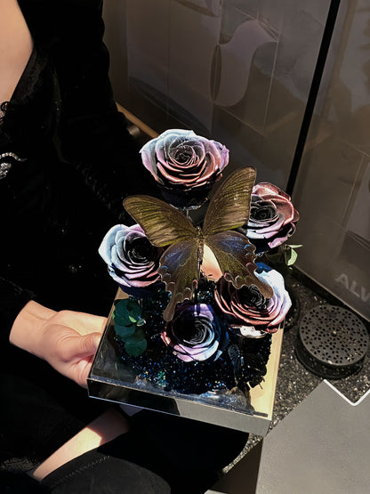 Preserved Rose Acrylic Art Gift Box — A Creative Valentine's Day, Birthday, or Surprise Gift