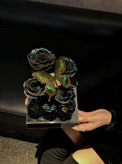 Preserved Rose Acrylic Art Gift Box — A Creative Valentine's Day, Birthday, or Surprise Gift