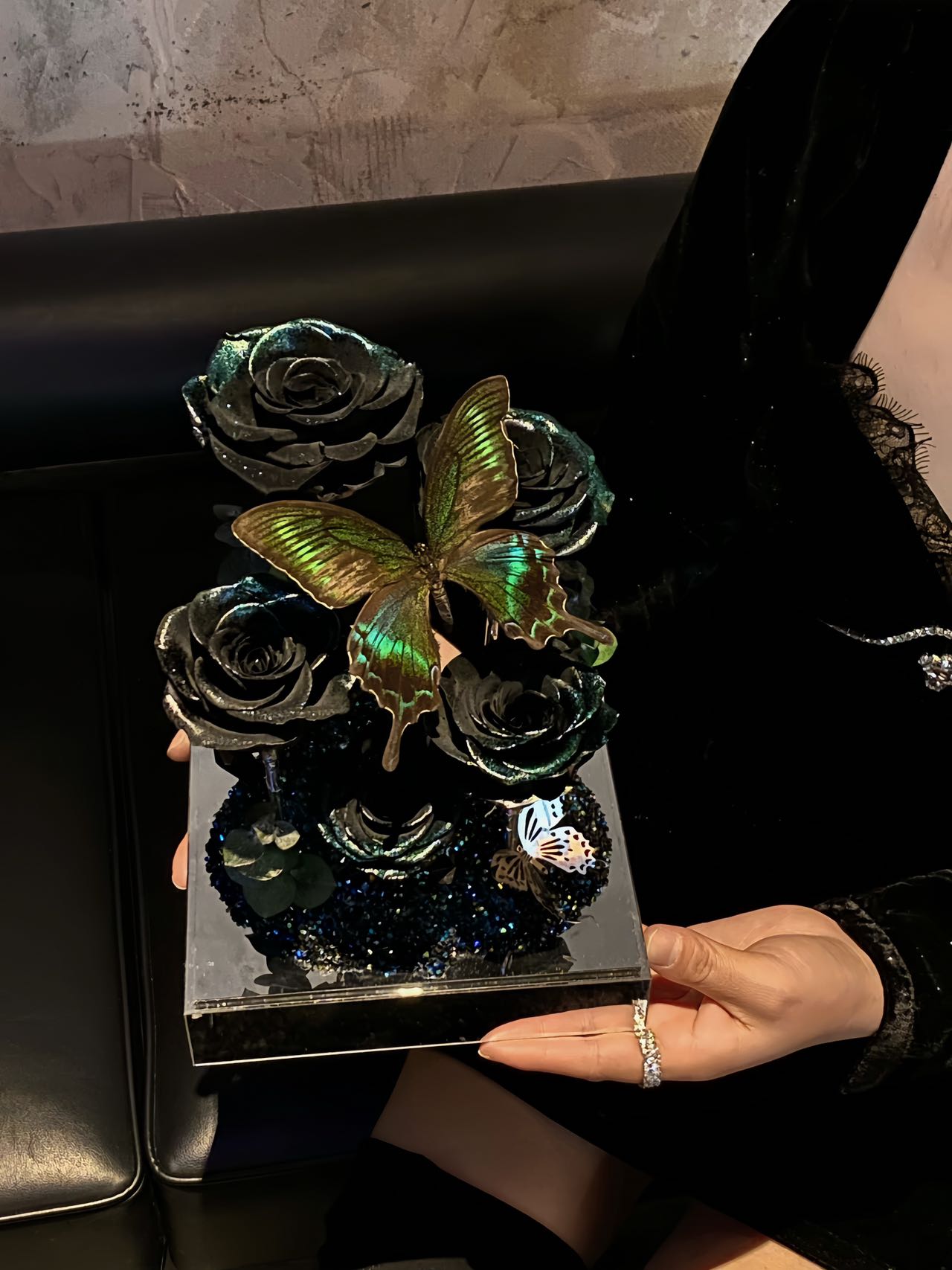 Preserved Rose and Real Butterfly Specimen Acrylic Gift Box Permanent Ornament Valentine's Day Gift