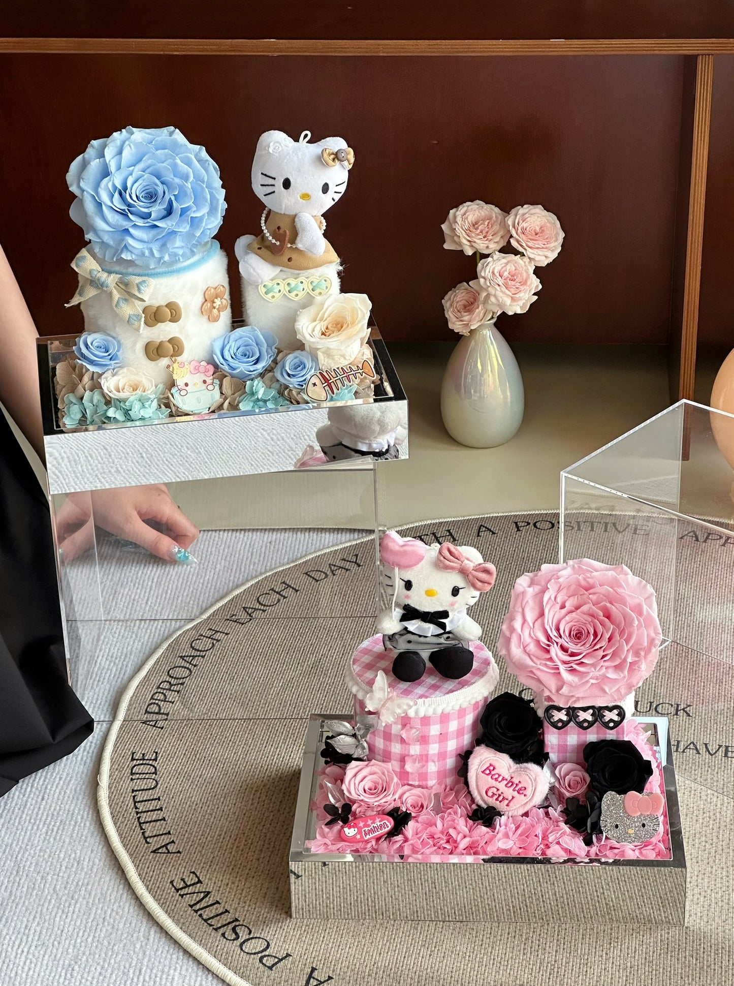 Creative Preserved Flower Gift Box × Cartoon Doll Garden Art Ornament — A Gift for Valentine's Day, Birthdays, and Anniversaries