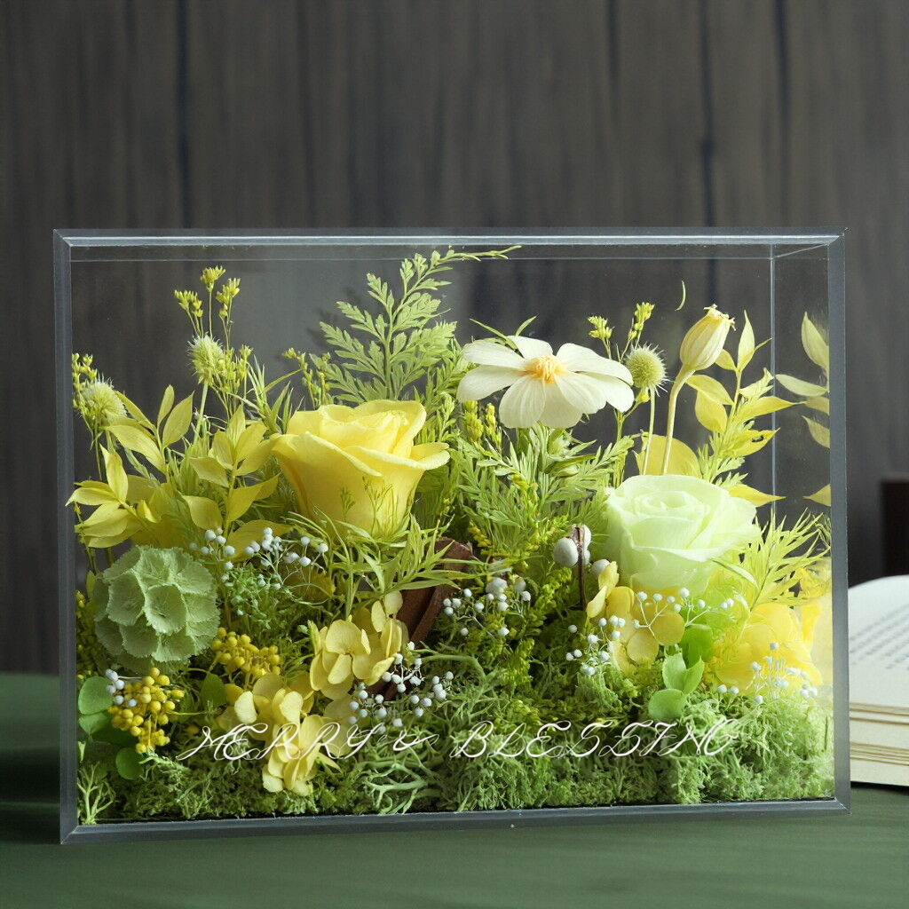 Transparent acrylic preserved flower gift box floral arrangement, an ideal choice for living room decoration and tabletop display.