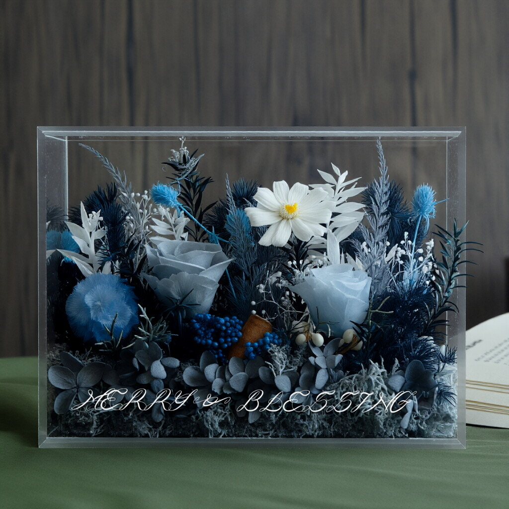 Transparent acrylic preserved flower gift box floral arrangement, an ideal choice for living room decoration and tabletop display.
