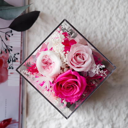 Preserved Flower Gift Box — Featuring Transparent Acrylic Packaging — An Ideal Choice for Festive Greetings, Mother's Day, and Birthday Gifts
