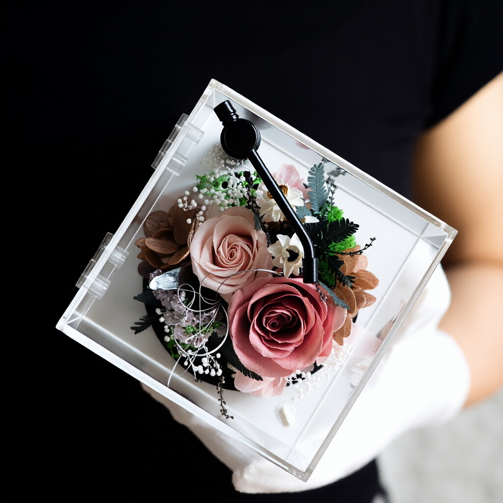 Mini Phonograph-Style Wireless Bluetooth Music Box — Preserved Rose Gift Box — A Perfect Birthday Gift for Your Girlfriend or Best Friend
