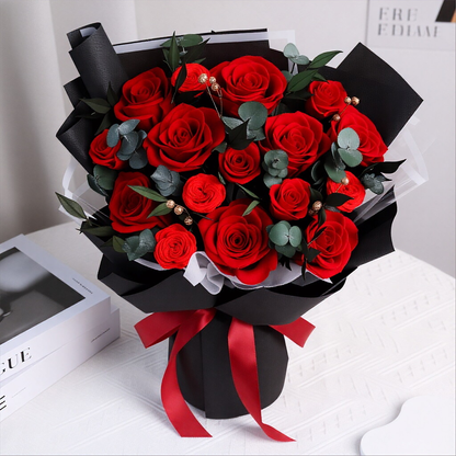 Preserved Rose Gift Box: A Creative Mother's Day Offering, Graduation Season Gift Set, and Teachers' Day Keepsake