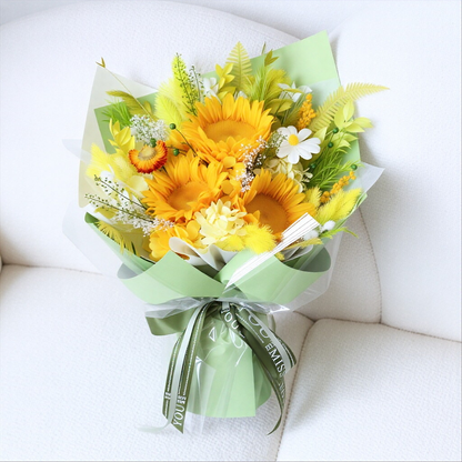 Creative Gift Box with Preserved Flowers and Cartoon Plush — Individually Packaged — Rose Bouquet for Mother's Day, Birthdays, or Valentine's Day