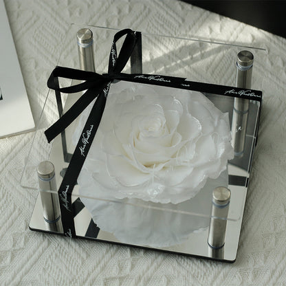 Valentine's Day Gift: Acrylic Heart-Shaped Preserved Rose with Mirror-Finish Heart Accent