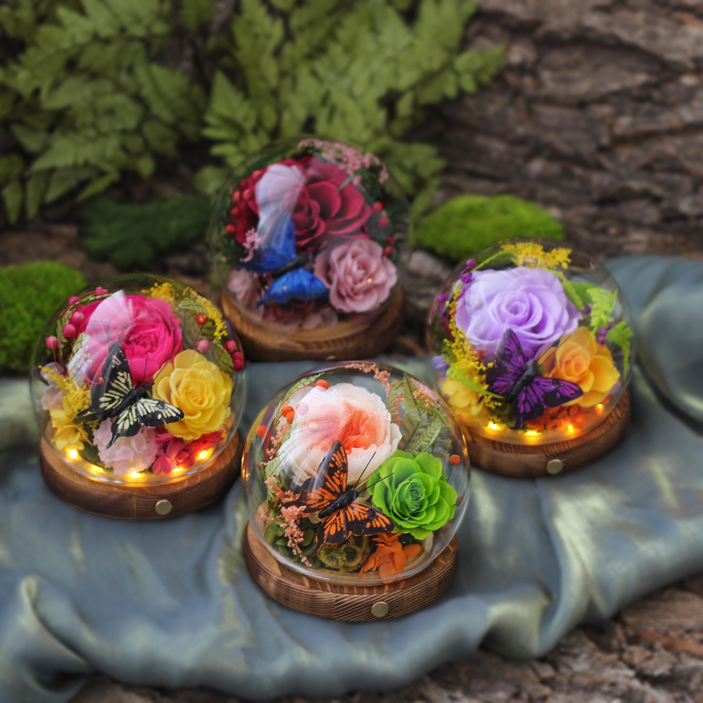 Glass-Domed Preserved Rose — The perfect Mother's Day gift for Mom, and a cherished keepsake for a dear friend. A Creative Preserved Rose Gift Box.